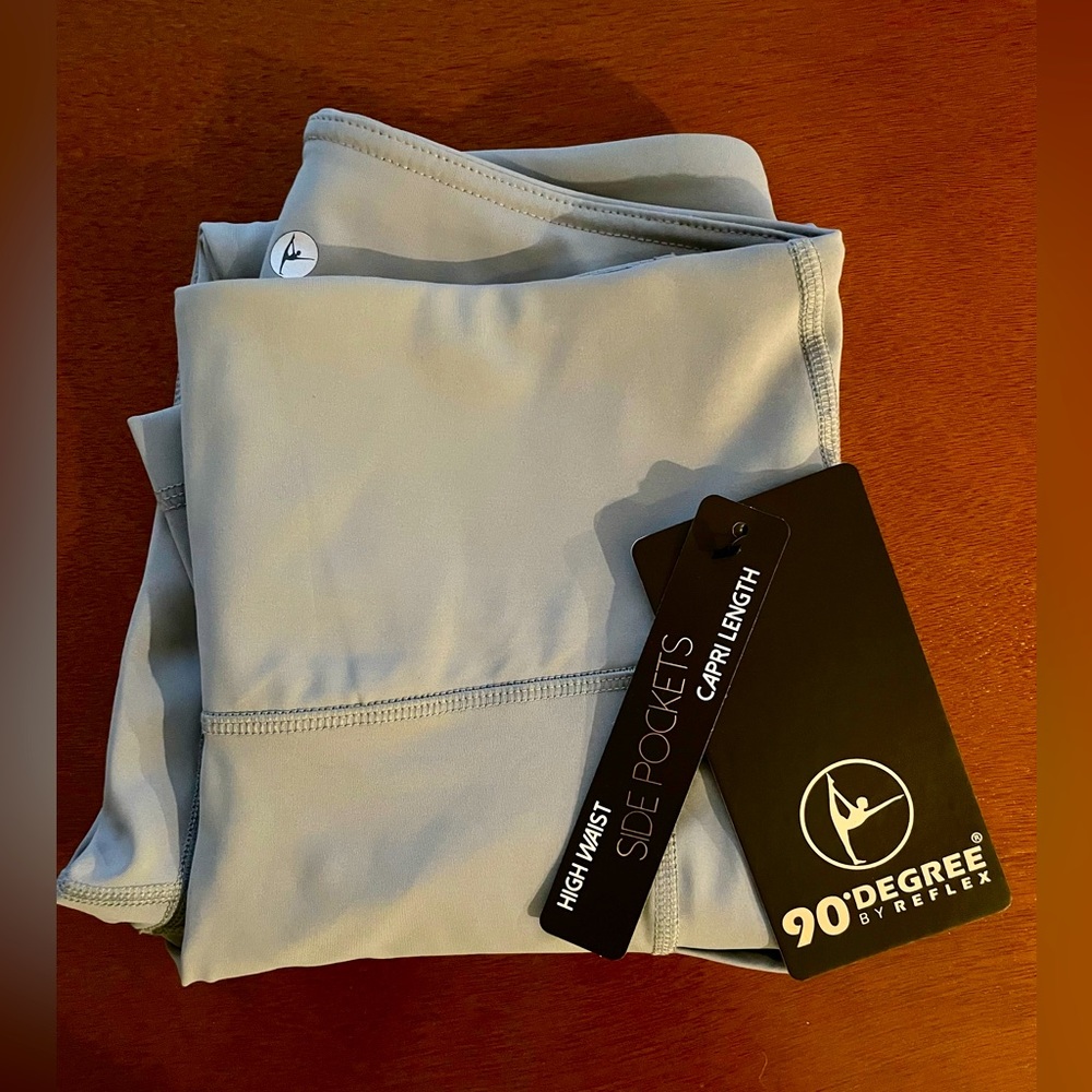 NWT 90 Degree Women’s Active Leggings - Picture 2 of 2